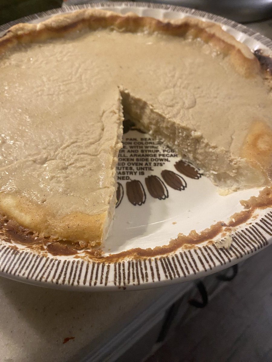 Not the prettiest pie I’ve ever made but it did turn out the best I’ve made in terms of taste and texture! BEHOLD the cinnamon butterscotch pie