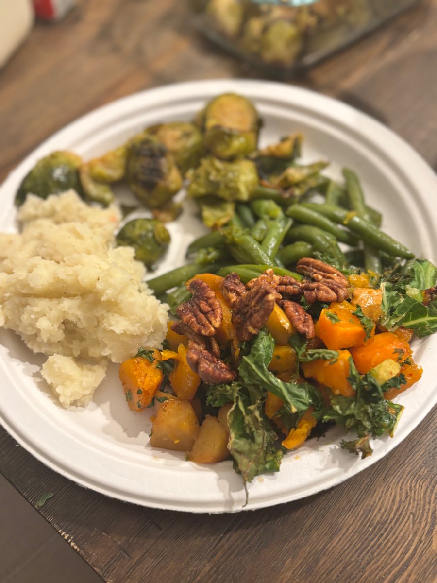 Rachel Werner tweet media