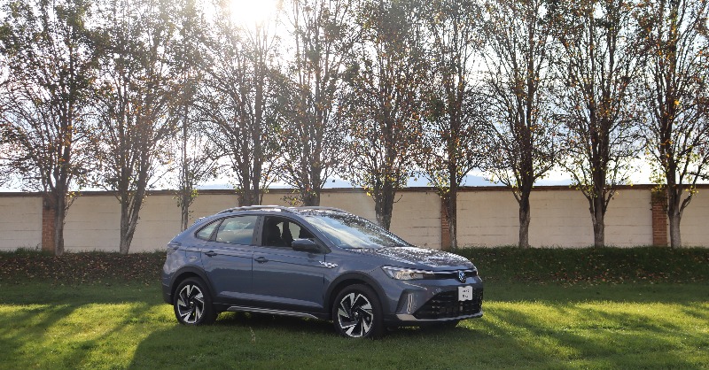 La silueta coupé del nuevo <a href="/Volkswagen_MX/">Volkswagen México</a> Nivus es inconfundible y es parte fundamental de lo guapo que se ve desde su exterior.