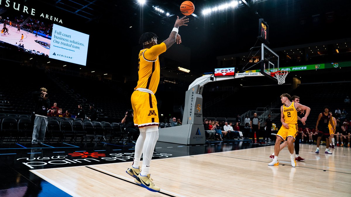 GopherMBB's tweet image. Crocker-Johnson now with 15 points.   

H2 11:13  -  Stanford 50 | Minnesota 45   
📺 z.umn.edu/awvk 
📷 KTLK (103.5FM &amp;amp; AM 1130) z.umn.edu/awvj 

#TeamTogether