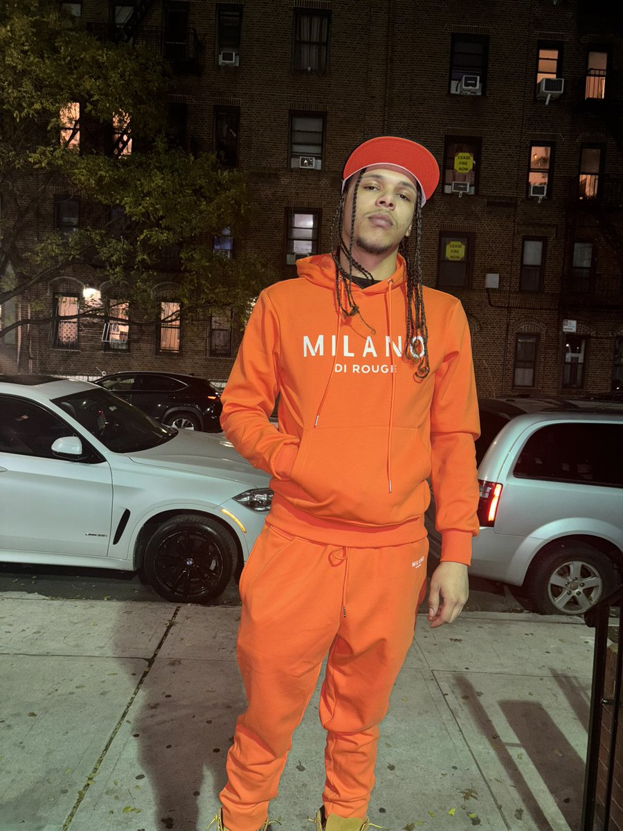 RalloOfficial's tweet image. Try to be ; less antisocial , but IM enjoyin it🫩💔