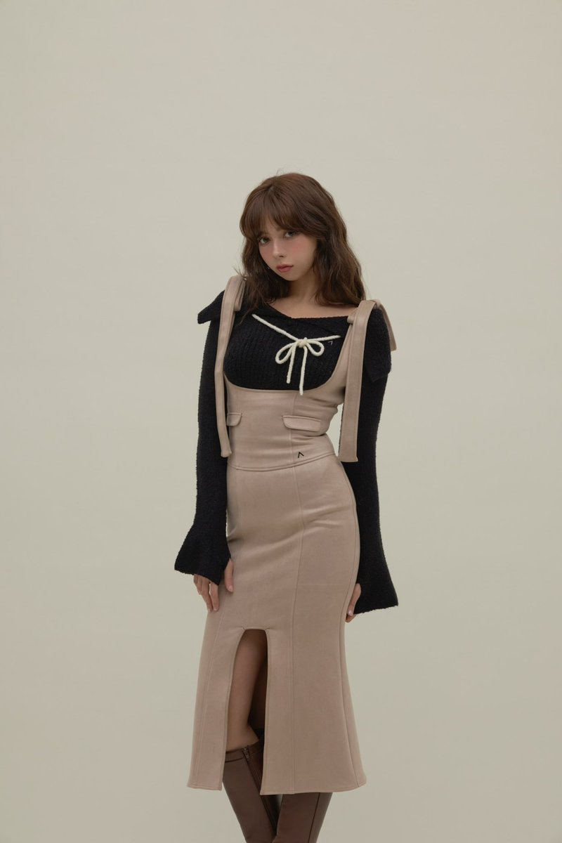 Flora knit tops color beige/black ¥11000-tax in ワイドな折り返しの