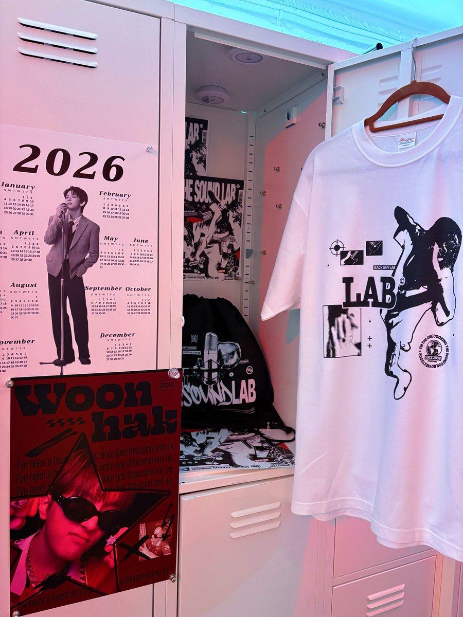 02city_o's tweet photo. 𝙏𝙝𝙚 𝙎𝙤𝙪𝙣𝙙 𝙇𝙖𝙗
2025
𝑊𝑂𝑂𝑁𝐻𝐴𝐾 𝐵𝐼𝑅𝑇𝐻𝐷𝐴𝑌
#생일카페 𝐶𝐴𝐹𝐸 𝐸𝑉𝐸𝑁𝑇
• 공이도시
• 25.11.28(Fri)-25.11.30(Sun)
#The_Sound_Lab
#운학이의_작업실_탐방
#운학 #WOONHAK
#BOYNEXTDOOR
#보이넥스트도어 #보넥도 https://t.co/tKzZvh9RKd