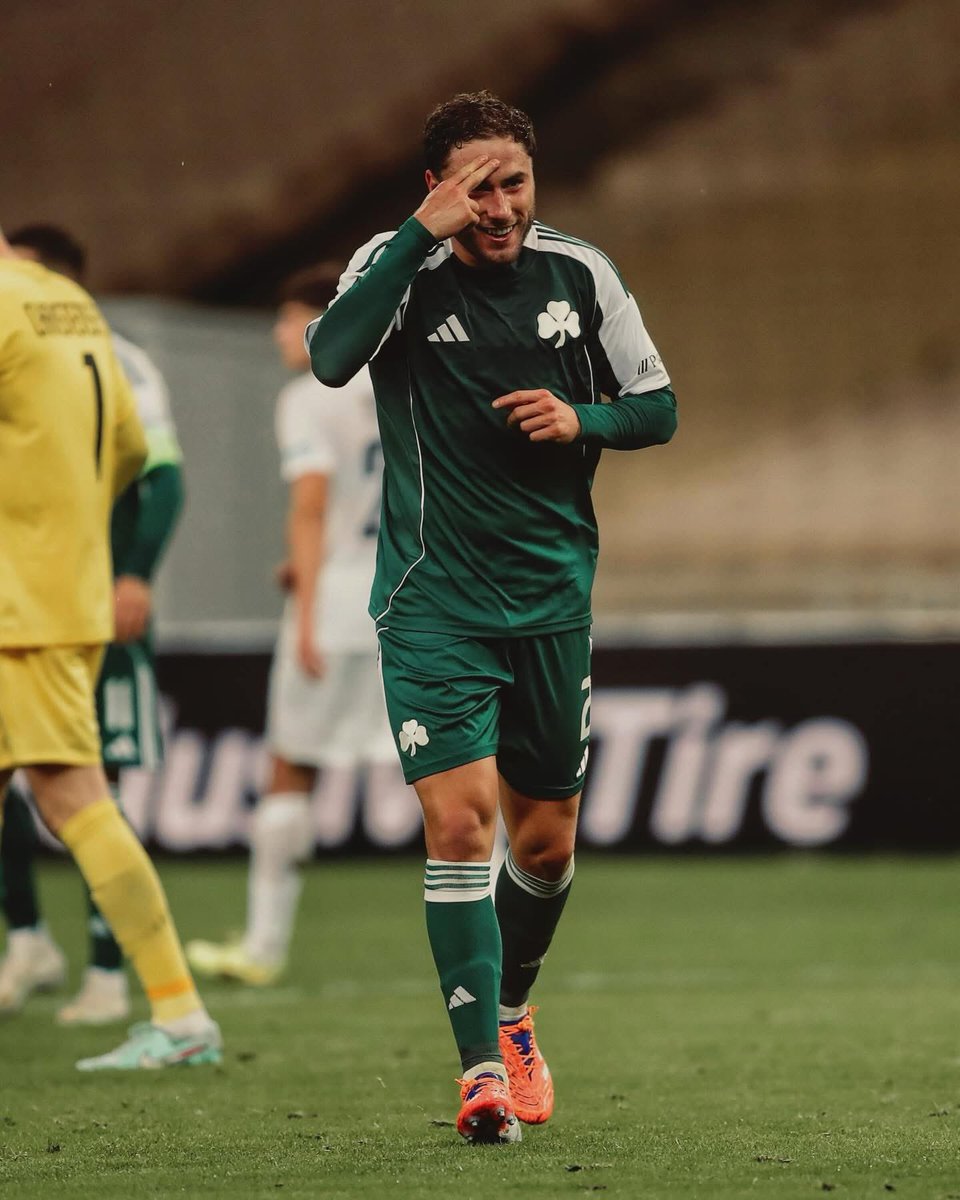 RafailPap1's tweet image. Όμορφες βροχερές καλημέρες για το club του Rafa Benitez 💚☘️🧿 #paofc #paobc