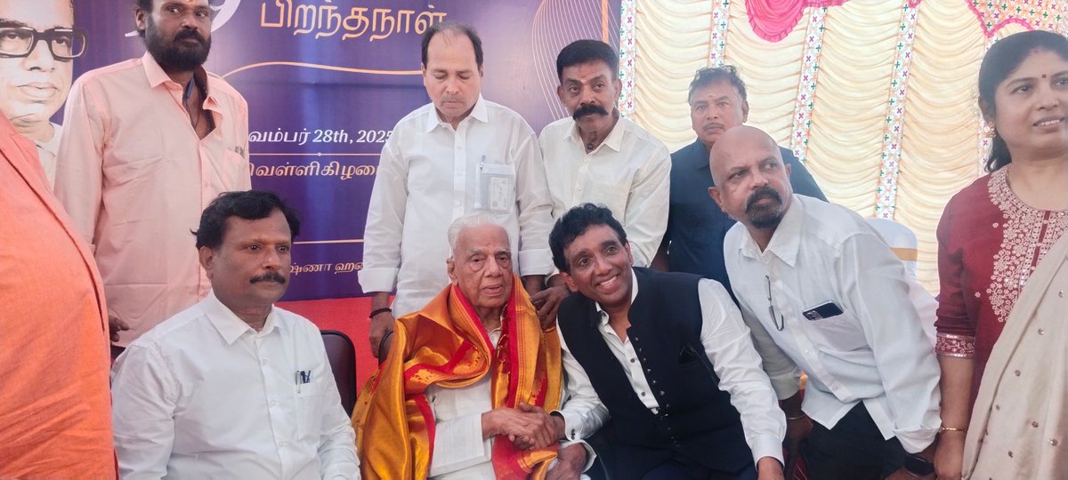 DrJSROfficial's tweet photo. Today, I had the honour of meeting the venerable Dr. H. V. HANDE on his 99th birthday.

A statesman of rare integrity, his life has been a touchstone of ethics, humility, and service. To have lived in his time is a privilege. His principles and his humane approach to public life continue to inspire us all, especially the younger generation.

I sought his blessings with deep respect. May his wisdom guide us for many more years.

@DrHVHande1