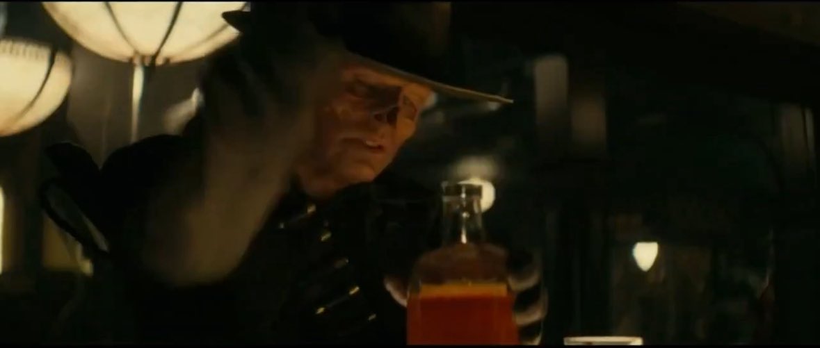 lucks_eterna's tweet image. That damn vaultie is driving him to drinking 😩😭😂