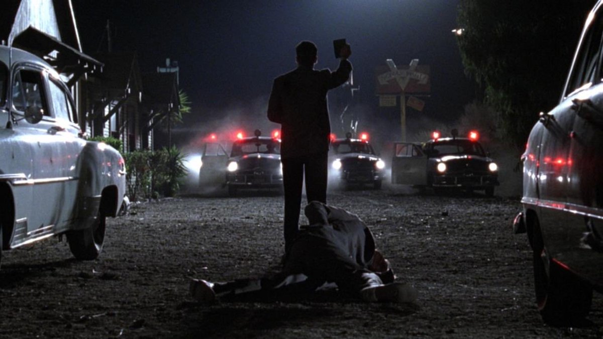 This is your annual reminder that L.A. Confidential is also a Christmas movie.