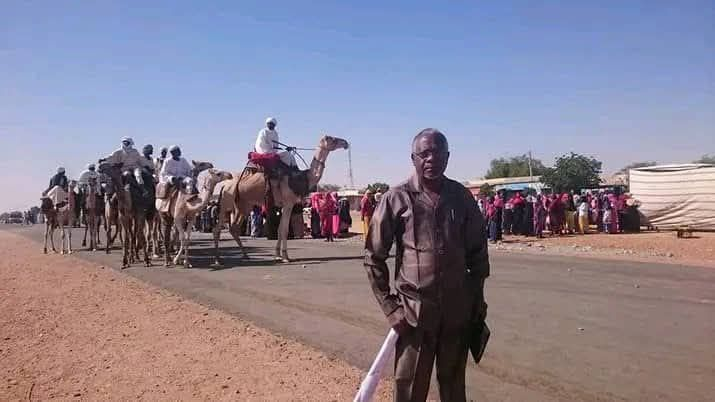 Sudan_tweet's tweet photo. #Sudan News Agency (SUNA) announced that its bureau chief in #ElFasher, Taj Al-Sir Mohammed Suleiman, was killed by the #RSF militia.
The agency stated that the militia’s mercenaries stormed his family home in the Al-Darga neighborhood and executed both Taj Al-Sir and his brother inside the house.