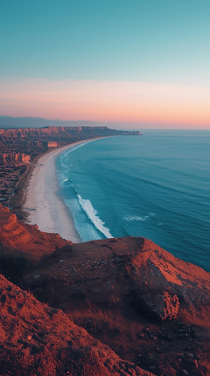 wallpaperswala1's tweet image. Beautiful morning beach 🌅 
#wallpapers4k #iOS26