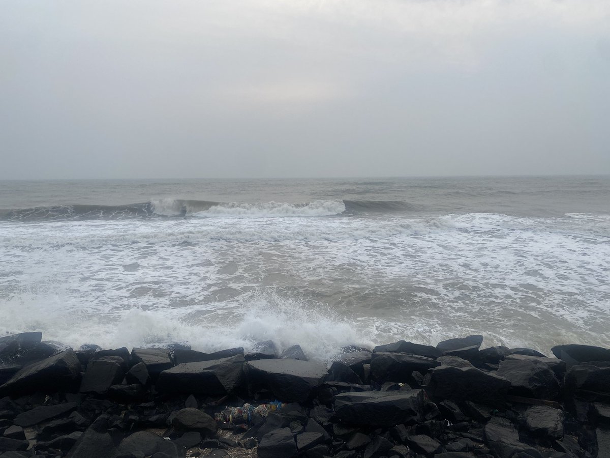 blsanthosh's tweet image. Anything that makes you HUMBLE in life is BLISS …. 

Mother 
Divinity
Sea 
Forest 
Mountain 

…. So on 

Today was one blissful day in front of Sea at Puducchery . An energising morning on the shores…… @BJP4Puducherry