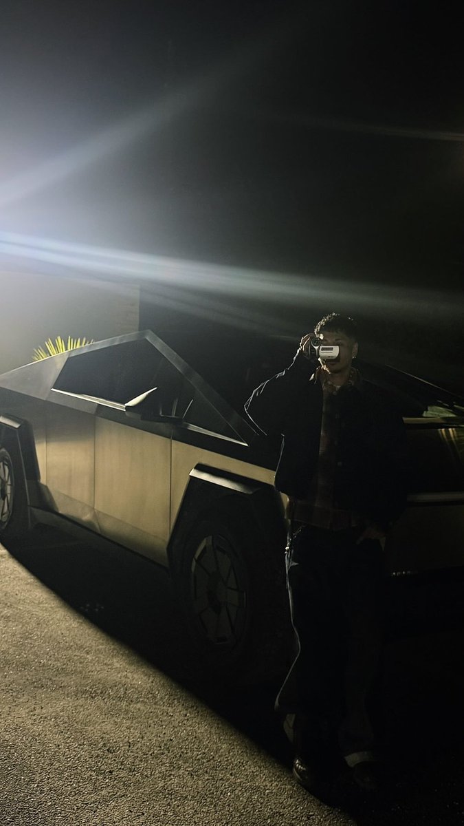 jsin_jay's tweet image. all night