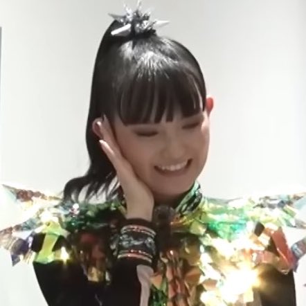 annie_metal_TW's tweet image. いま念力で すぅちゃんに電波を送ってるところです😇📡
私が聴きたい曲、ぜんぶ歌ってくれますように〜！ @BABYMETAL_JAPAN