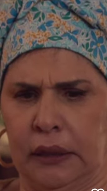 alfonsina61's tweet image. @elgueromex @Canal_Estrellas 
#LosHilosDelPasado 
CATA&apos;S TIME 
POR MÁS QUE NUESTRA QUERIDA CATITA SE RESISTA 
EL AMOR HA LLEGADO A SU
ALMA..HAY LLAMADOS DE 
LA VIDA QUE TIENEN UN
RAMILLETE DE AROMAS..