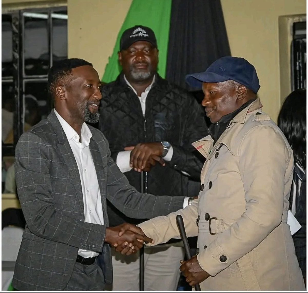 SeniorBenzema10's tweet photo. "This lucky jacket" by the DP since BOMAS days 2022 General Elections. Fayaa indeed. https://t.co/MQvmKb9gr5
