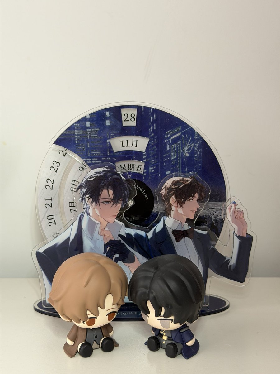 #残次品 #잔차품 #陆林

收到打样了，实物好大一个！美貌🥰🥰