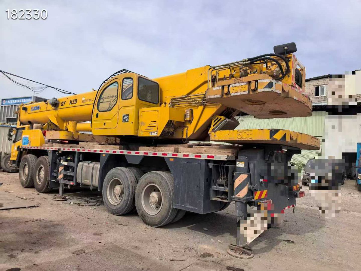 DindangMall's tweet image. 2022 year XCMG 80 ton Truck Crane for Sale: Type QY80K5D, 50.5 meter mainboom, with jib, 25 ton counterweight, no accidents, no welding, price $115000.
More info:en.dindang168.com/g/102213
#cranemachine #truckcrane #XCMG #80ton #2022
