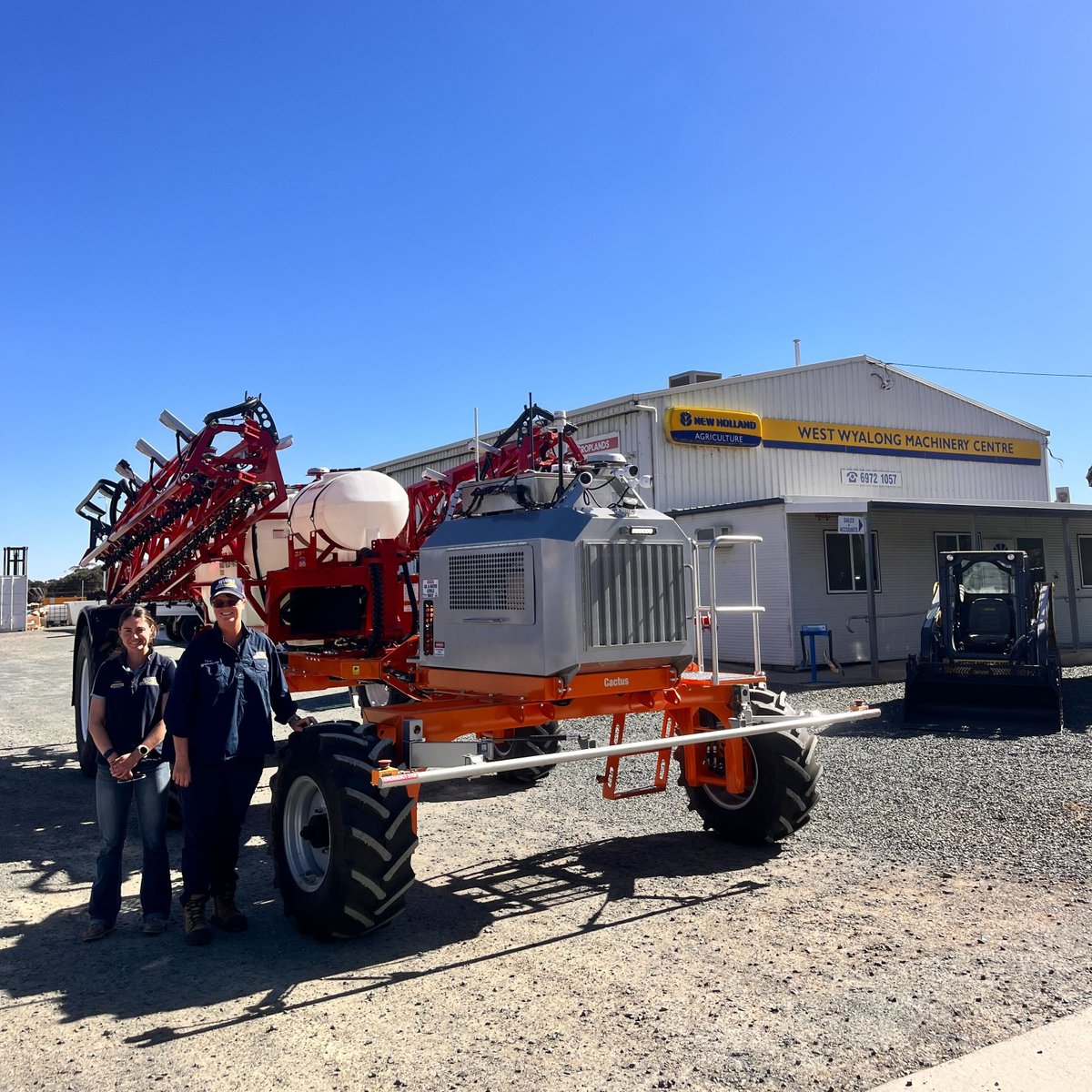 SwarmFarm's tweet image. A big thanks to West Wyalong Machinery Centre and @Croplands for setting up this impressive 24m Robot Ready Pinto behind Cactus! 
Excited to see it in action! 
#SwarmFarmRobotics #IntegratedAutonomy #CollaborativeAgriculture #FutureOfFarming