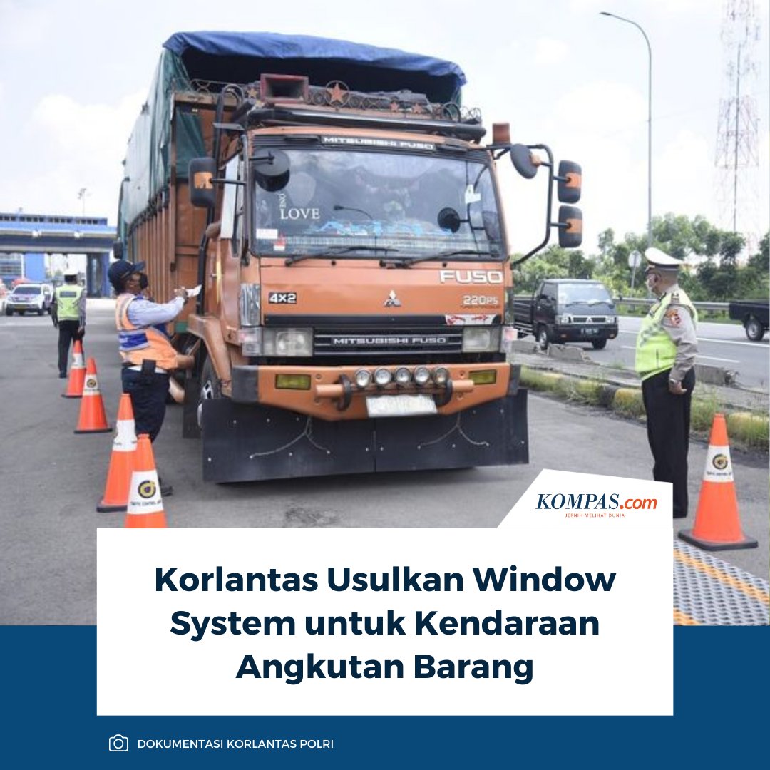 KompasOtomotif's tweet photo. Kakorlantas Polri Irjen Pol Agus Suryonugroho mengimbau pembatasan pergerakan truk bersumbu tiga selama libur Nataru 2025/2026.

Baca Selengkapnya 👇🏻
https://t.co/G3s4A6ZfLc 

~NA #Korlantas #AngkutanBarang #WindowSystem https://t.co/DQZHh2gxGq