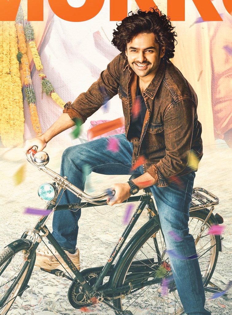 Blockbuster response everywhere💥
Heartfelt drama, 
Fanism-love story blend🙌
<a href="/ramsayz/">RAm POthineni</a> &amp; <a href="/BhagyashriBose/">Bhagyashrii Borse</a> good chemistry😍 overall movie🔥🔥🔥
#AndhraKingTaluka #RamPothineni 
#BhagyaShriiBorse