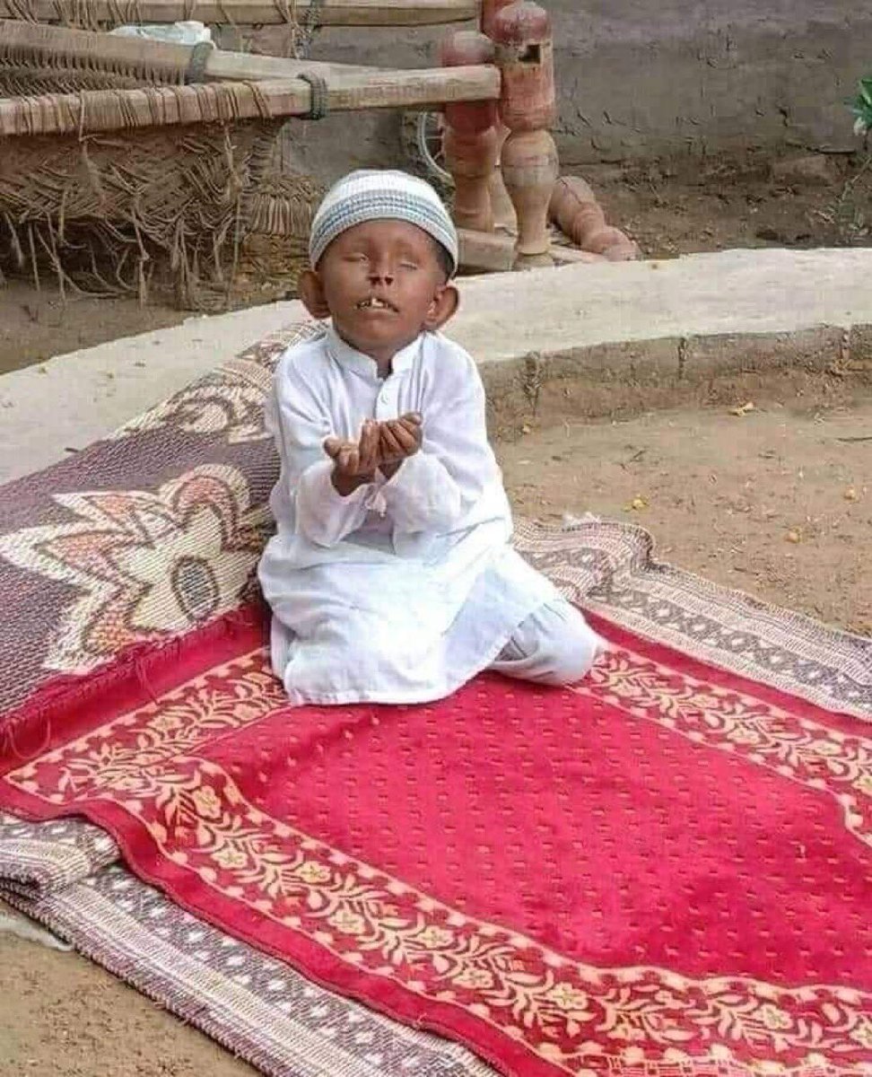 May Allah answer his prayers ❤️