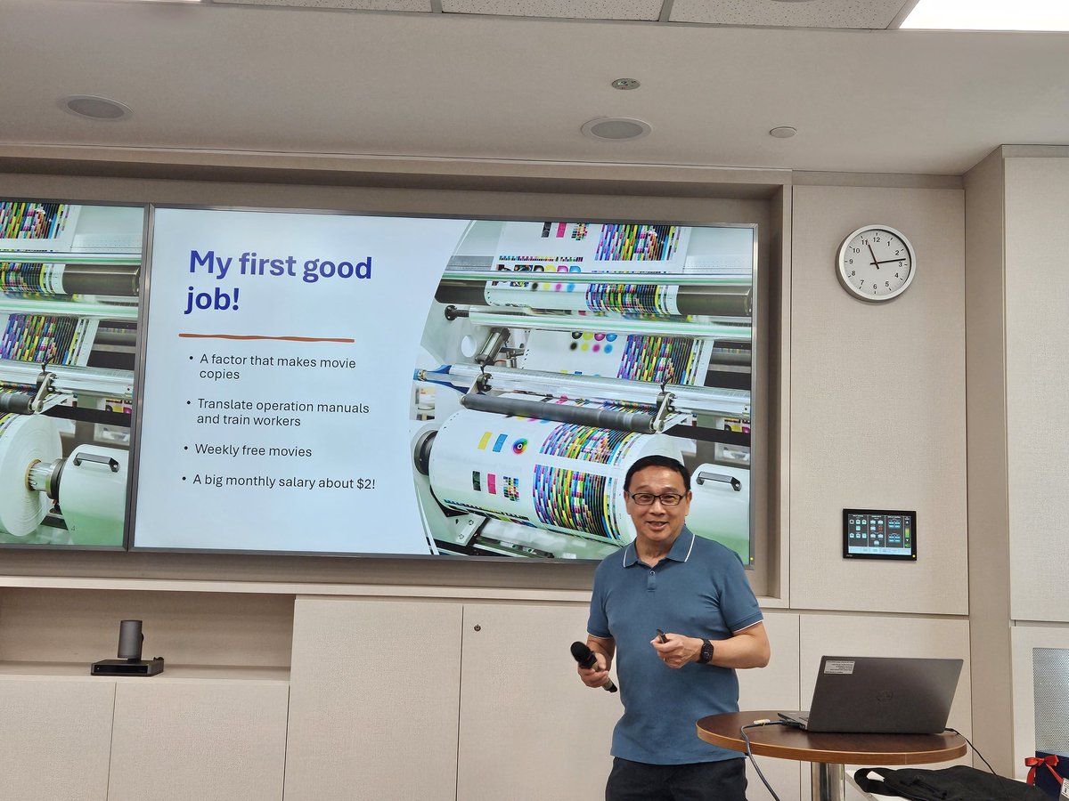 Amit Singhal tweet media