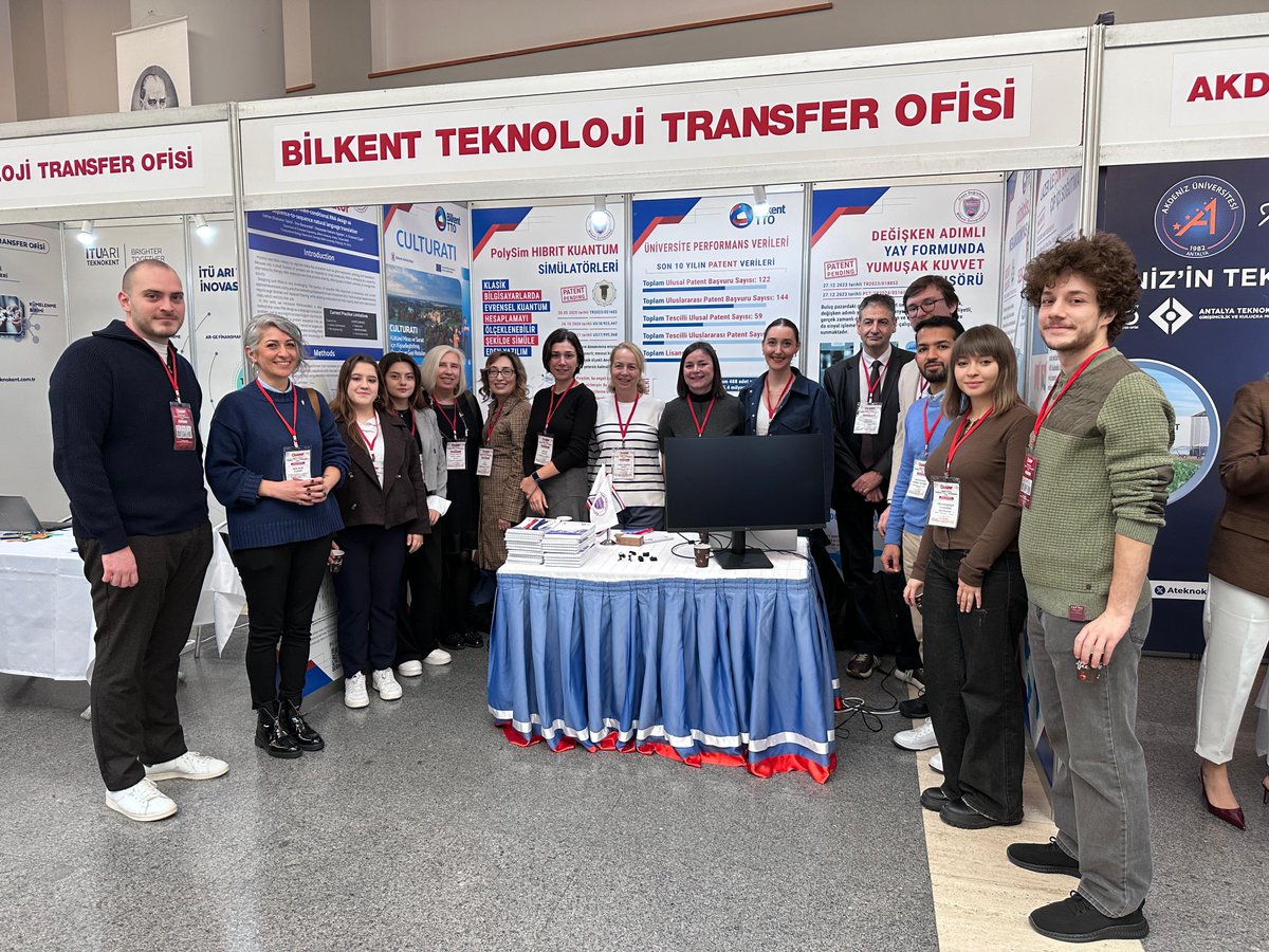 Bilkent TTO olarak yine sahalardaydık! Bu kez #USİMP 2025
Teknoloji transferi, girişimcilik, patent, proje..Hepsi bir yana; bu ekip bir araya gelince ortaya çıkan enerji bambaşka.
Birlikte üretiyor, birlikte öğreniyor, birlikte ilerliyoruz.
Gururla: Huzurlarınızda Bilkent TTO