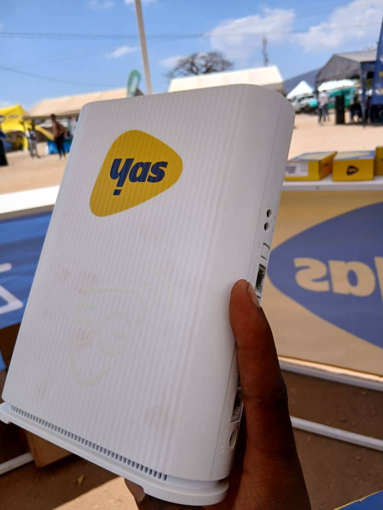 Luvandalugano47's tweet image. YAS UNLIMITED ROUTER, SPEED YA NGIRI🔥🔥

Bei:   ✅Kubwa 250,000/=
           ✅ Wifi pocket 50,000/=

📞Contact: 0657109082

Nb: Malipo ya Router yanakwenda YAS moja kwa moja, kwahiyo ondoa shaka kuhusu kutapeliwa📌