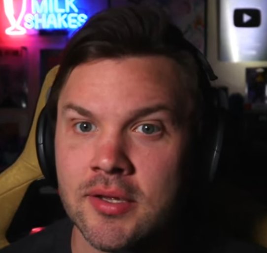 iball's tweet image. How it started on YouTube versus how it&apos;s currently going on YouTube - Cody Edition