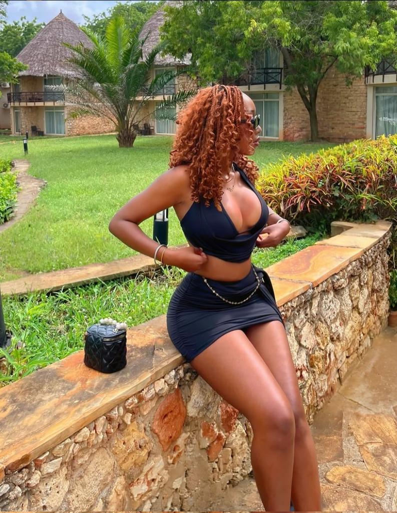 Sheilaakandinda's tweet image. I miss getting down on my knees 🥹