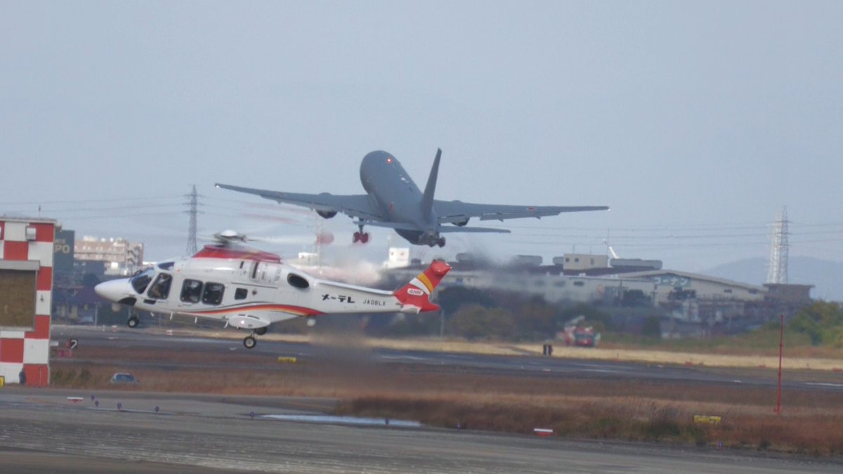 mt4692's tweet image. 美保基地の空中給油機KC-46Aが朝飛来しました、そして11時頃に離陸して行きました。

動画は此方⇒youtu.be/FlIQyiXvgLw

#KC-46A
#美保基地
#小牧基地 
#岐阜基地