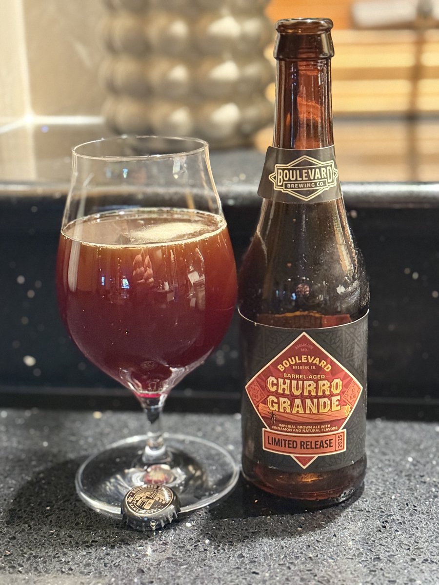 pejacoby's tweet photo. Dessert with dessert - pairing pie with churros isn’t too decadent is it?
@Boulevard_Beer Churro Grande is a rich BA ale with a bourbon lead, lots of cinnamon and a spiced finish
And to all a good night!
#thanksgivingBeer #craftBeer #beer https://t.co/B2vEFX8mzt