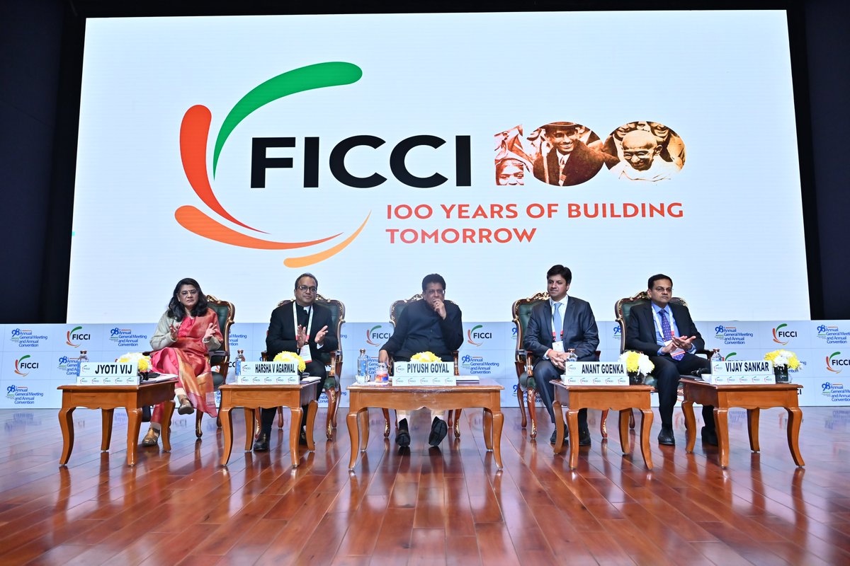 ficci_india's tweet photo. @PiyushGoyal @PiyushGoyalOffc @DoC_GoI @CimGOI Mr Piyush Goyal, Hon’ble Minister of Commerce &amp; Industry, GoI, unveiled the #FICCIAt100 logo during the 98th #FICCIAGM.

#100YearsOfFICCI @PiyushGoyalOffc @DoC_GoI @CimGOI @anantgoenka19 @jvij1967 https://t.co/oeL4fPlx5v