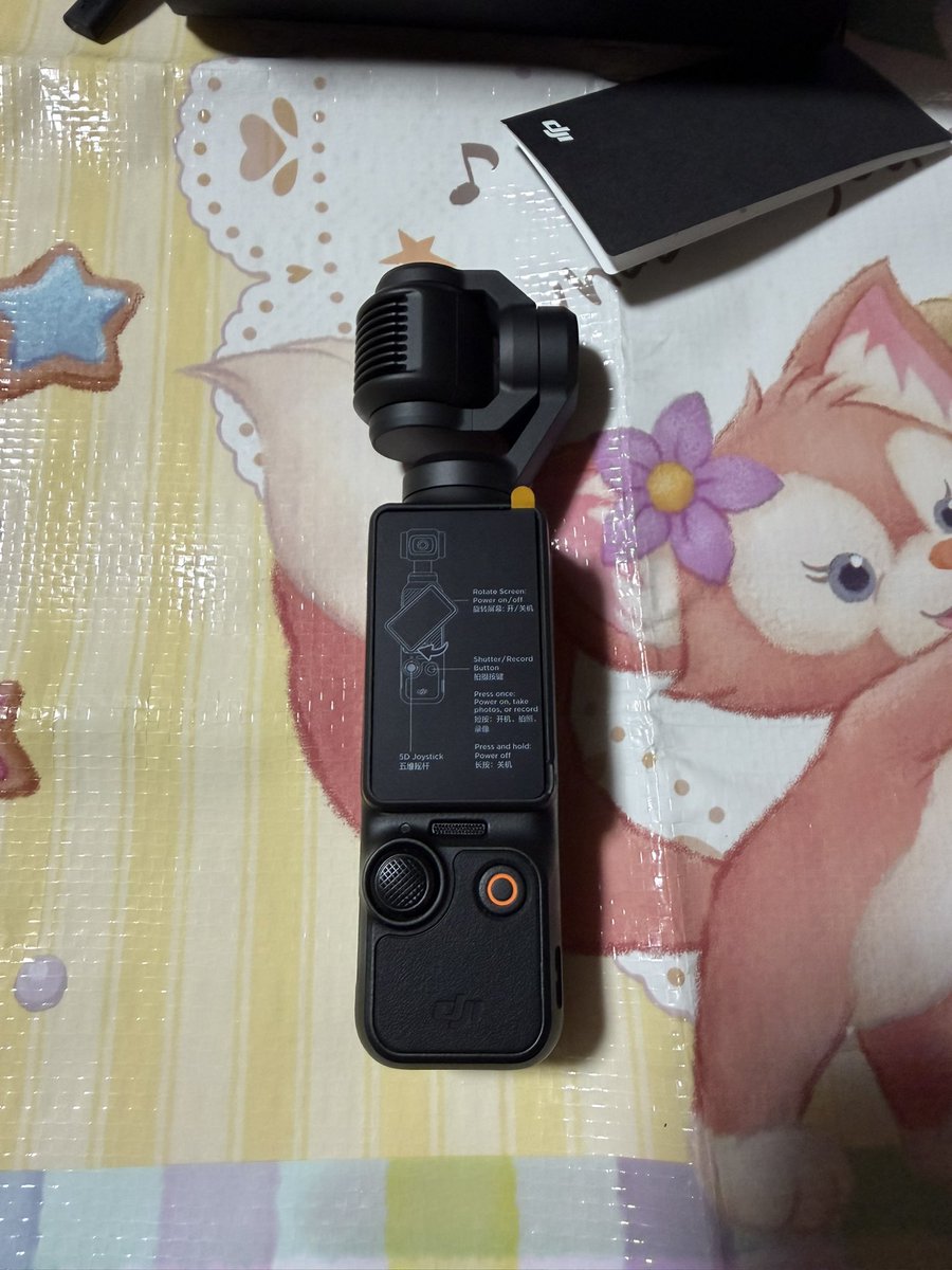 kevinchuang594's tweet image. OSMO Pocket 3、届きました🥹🎁
Creator Comboだからマイクとかバッテリーハンドルもついててテンション爆上がり🔥✨

かなりコンパクトで、手にすっぽり🎮💓
次のインが楽しみすぎる〜🎄🏰🌋🌏🩷
リーナちゃんやミニーちゃん、絶対かわいく撮ってみせる📷🧭

#DJIPocket3 #OsmoPocket3 #ぬい撮り
