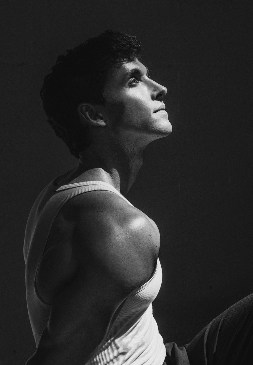 Stephen Tracey tweet media