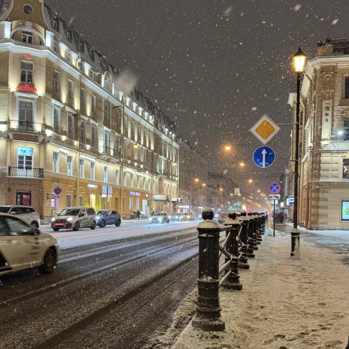 Ali Vafa 🎒 tweet media