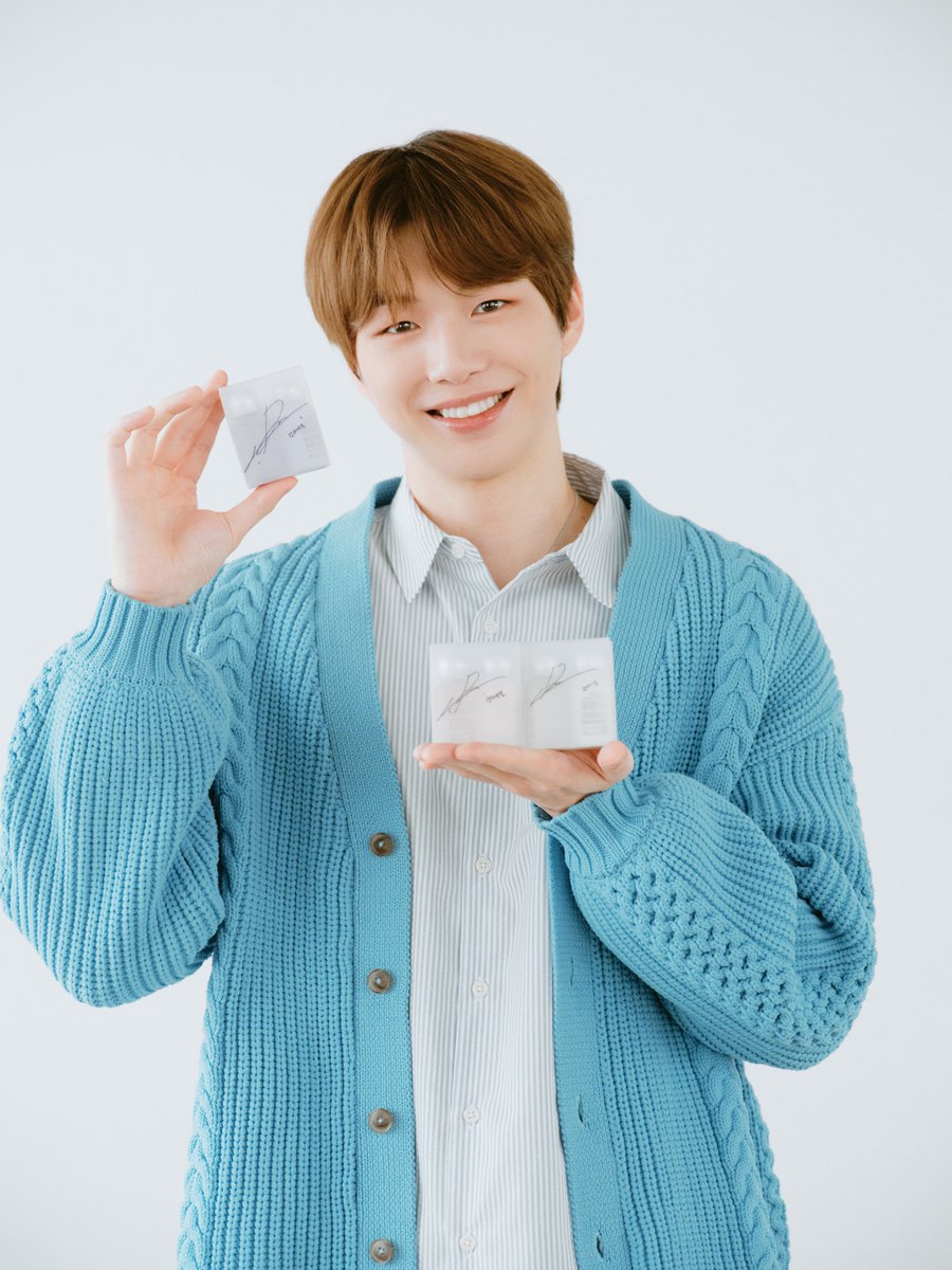 MEDULLA_jp's tweet image. ／
KANGDANIEL × MEDULLA　
抽選キャンペーンのご案内📣
＼

本日開始したコラボ🧴🩷
抽選キャンペーンも実施します🎯

参加方法👇
①@MEDULLA_jp　をフォロー 
②この投稿をRP

抽選で10名様に
【直筆サイン入りミニボトル】をプレゼント🎁✨

ぜひキャンペーンに参加して
限定特典をGETしてね⭐️…