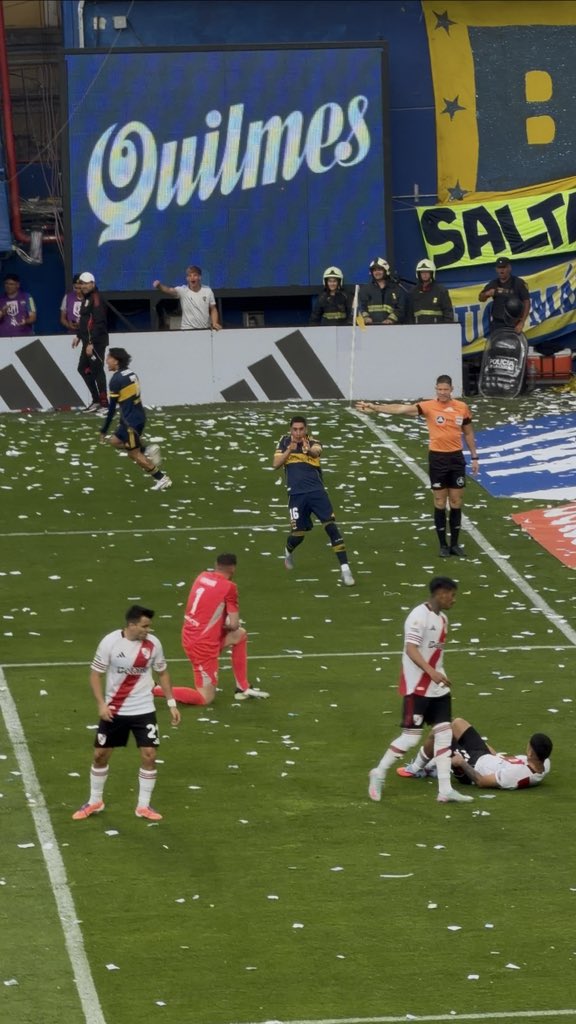 el AURA que tiene esta foto