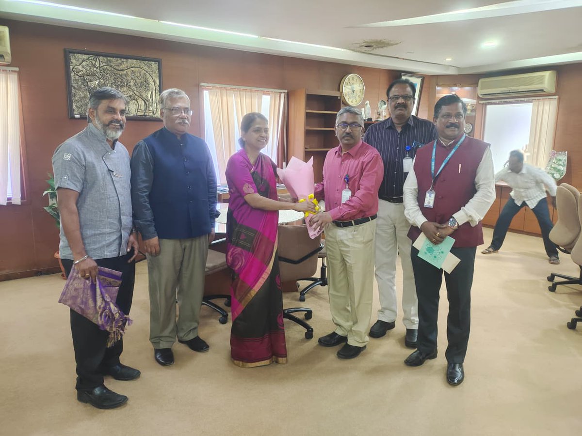 TANUVAS signs MoU with Institute of Hotel Management Catering Technology and Applied Nutrition (IHM), Chennai.
