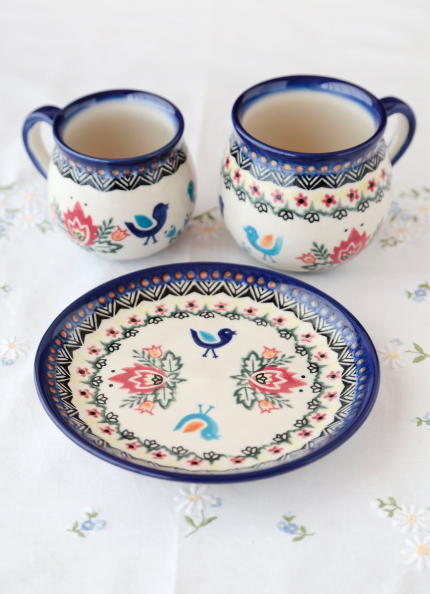 VENA社U288柄 鳥さんとポーランドの切り絵の組み合わせのデザイン