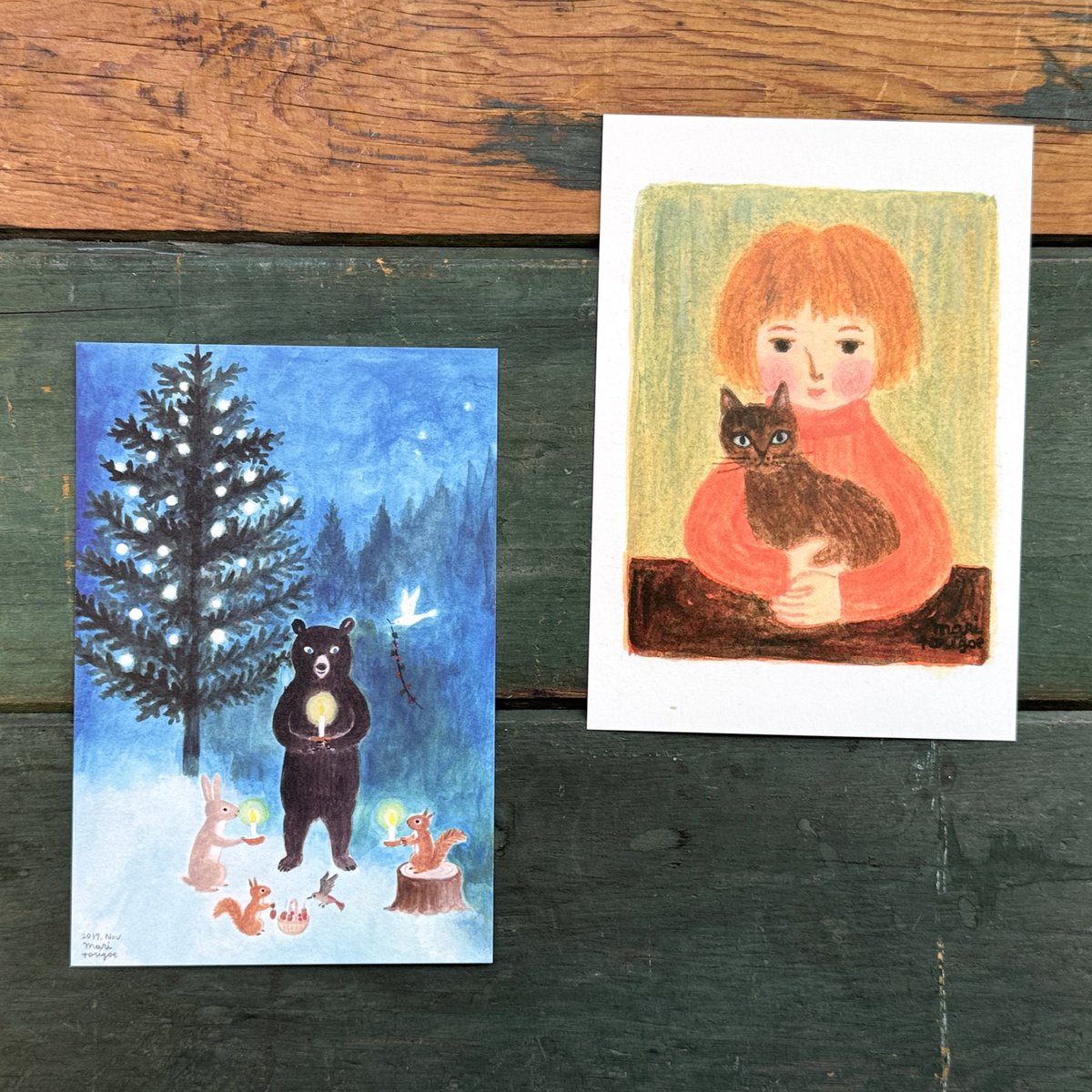 uresica's tweet image. とりごえまりさんのポストカードたくさんあって選ぶのが楽しい。ご自身で作られている定番品と新作に加え、メーカーTriangle限定品と新作、「ゆきのひのさんぽ」大判カード（アリス館）2点が新入荷。お手紙にはもちろん、贈り物に添えたり、壁に飾ったり、自由にお使いください。#とりごえまり