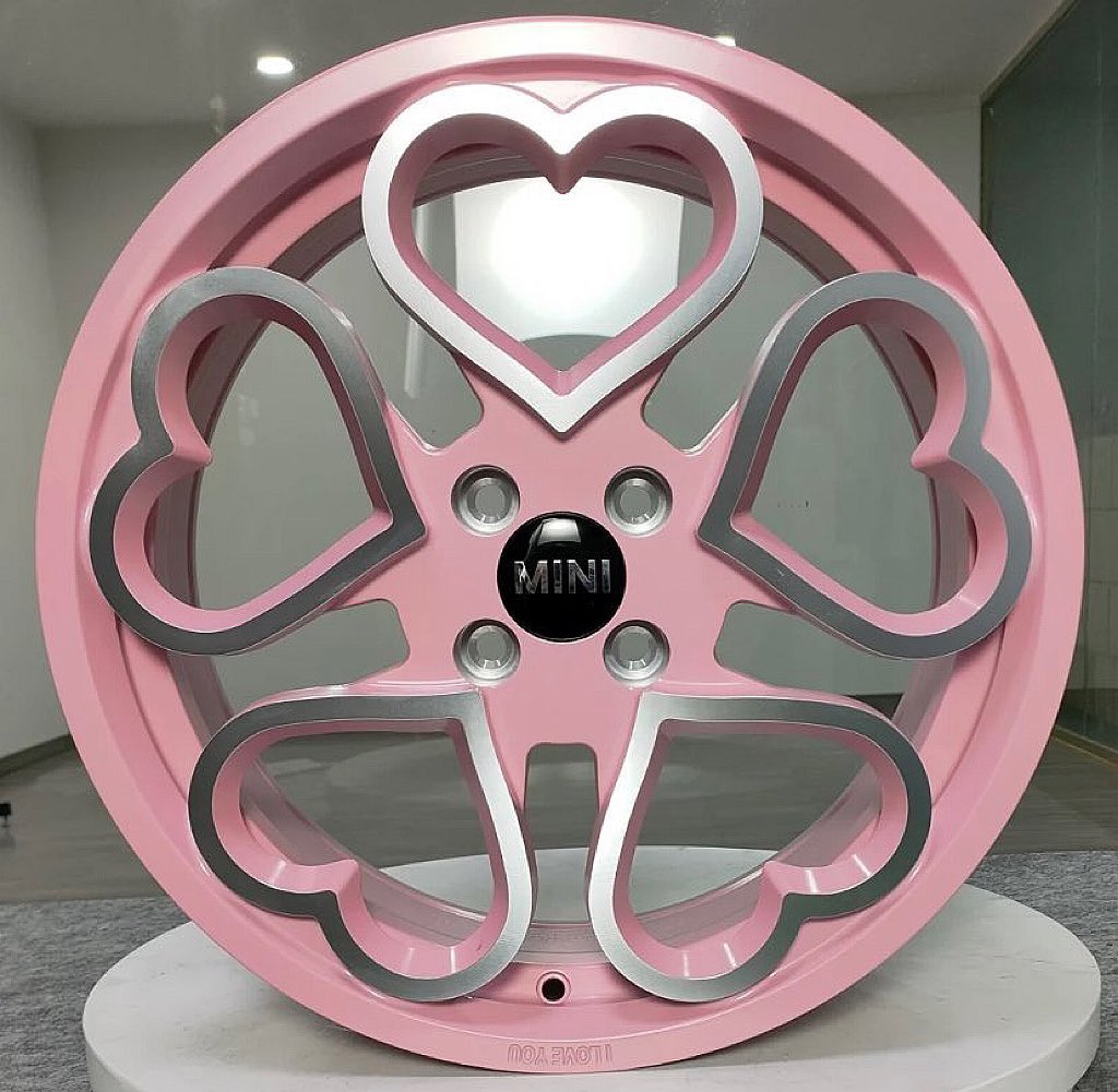 heartipink's tweet image. heart shaped rims