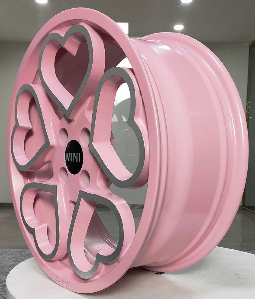 heartipink's tweet image. heart shaped rims