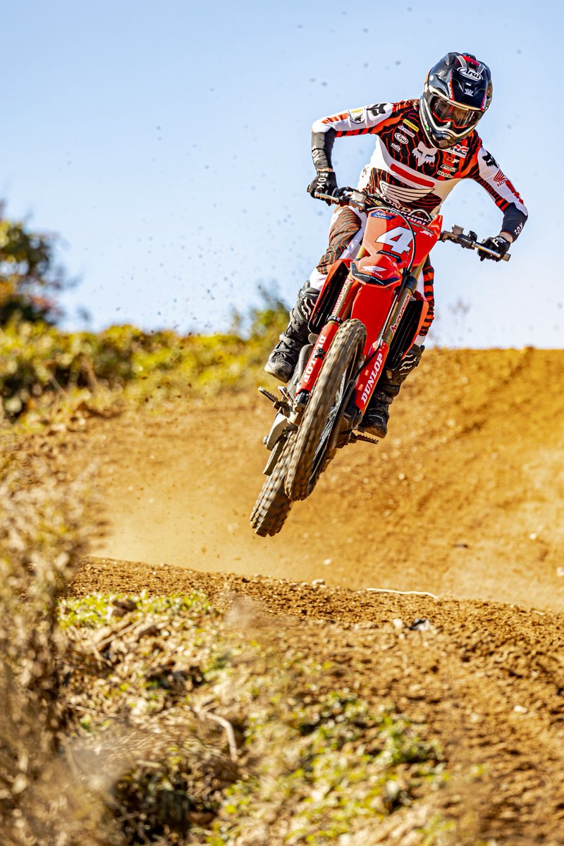 つだページ 入荷のお知らせ】2026年モデル Ninja ZX-4R | BDSバイクセンサー