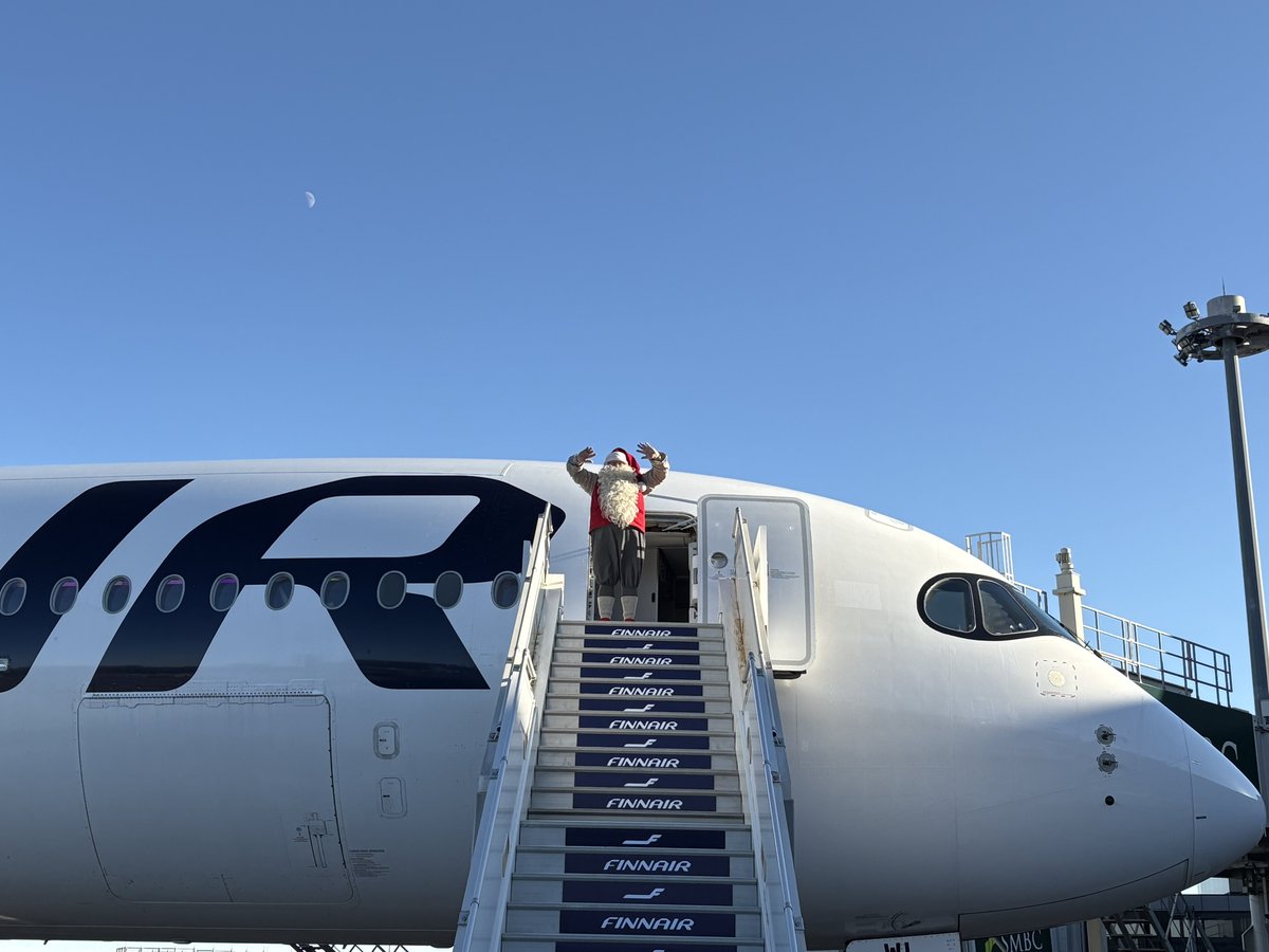 FinnairJapan's tweet image. サンタクロースさんです！ 今年もフィンランドから日本に来てくれました。☺️