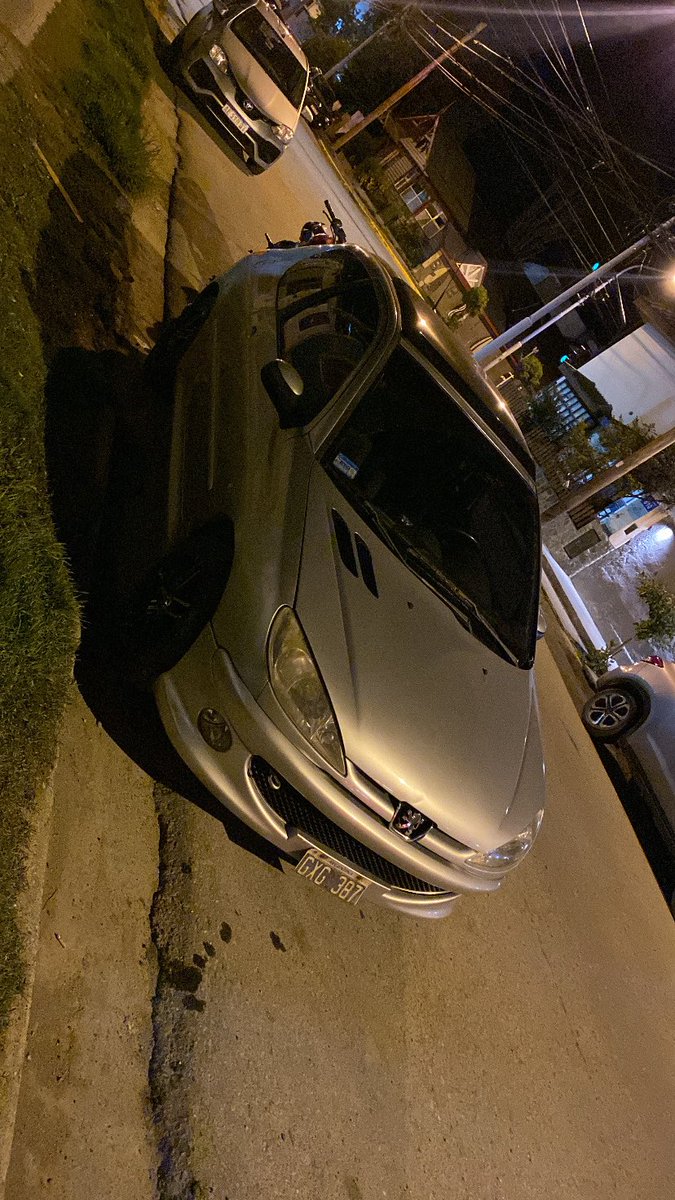 Amigo, todavia no caigo😭😭😭😭