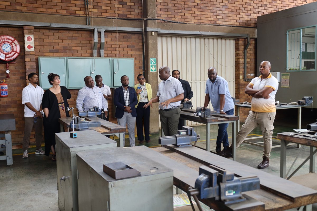 IAAfricaNetwork's tweet image. Operating across electronics, electrical and ICT sectors, TSE collaborates with engineering departments at TUT to provide expert advisory services, product development support and low-volume manufacturing for innovators, SMEs and industry partners.
