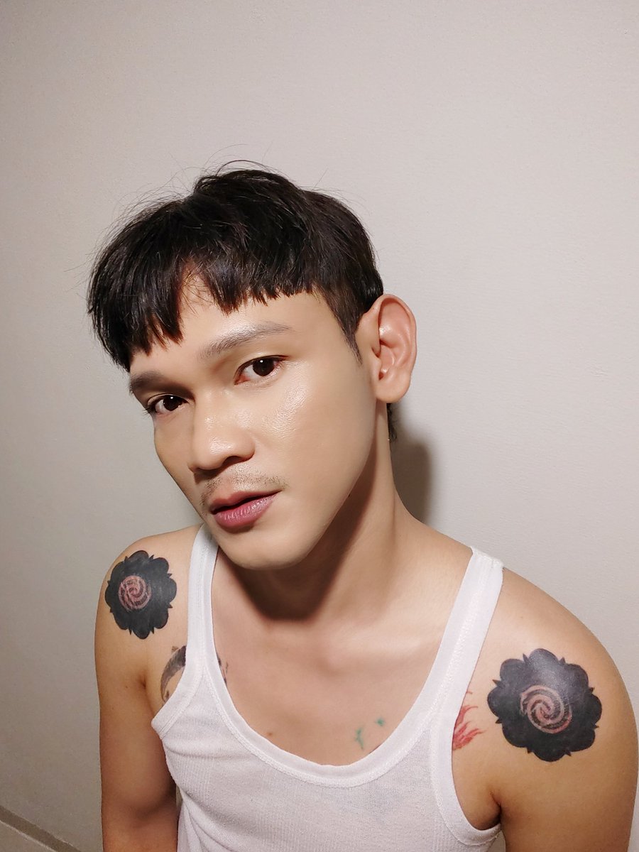 SoloFian's tweet photo. Silahkan yg mau pijat
Area SOLO
WA 088233332598
Jaminan ngga enak ngga usah bayar😉
#pijatsolo 
#pijatjogja 
#pijatplusplus 
#pijatsemarang 
#pijatsensual 
#pijatpanggilan 
#gaylokal 
#gaysurabaya 
#GayIndonesia https://t.co/iIR1ryt0bL