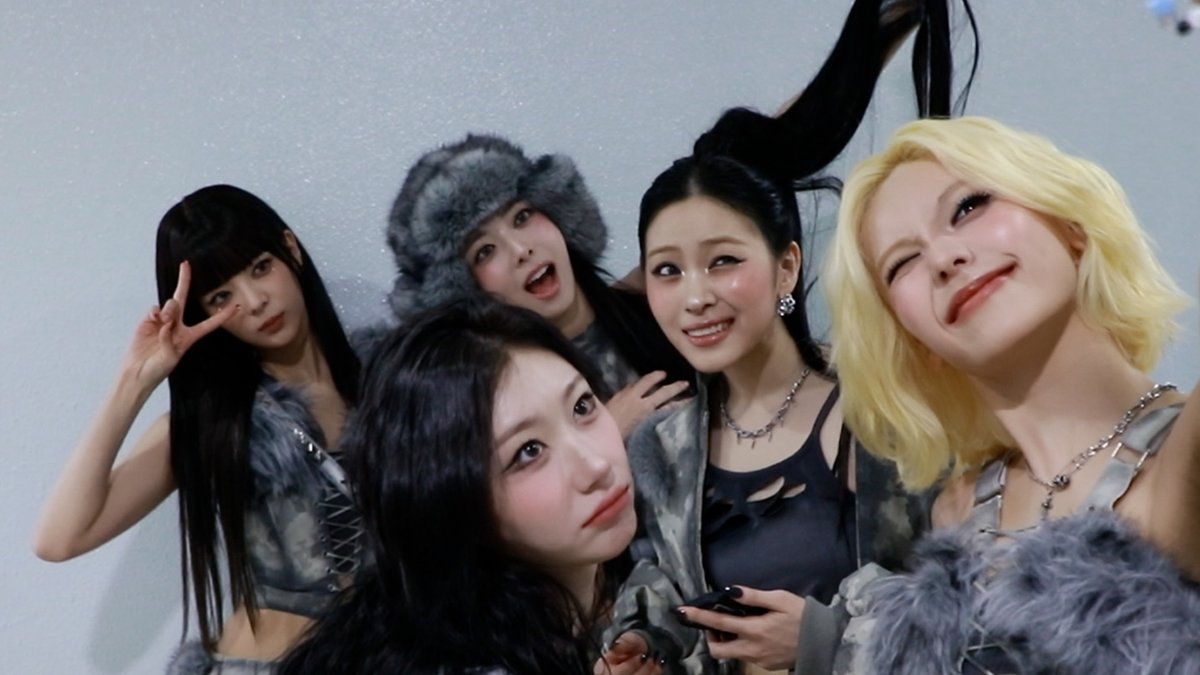 ITZY tweet media