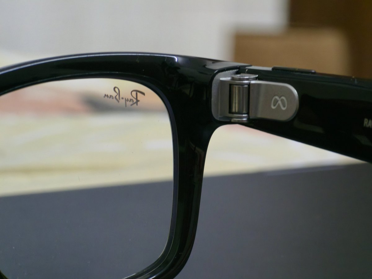 kundankrishna81's tweet photo. 6 months with Ray‑Ban Meta glasses as a college student .
#META 
#RayBanMeta
#RayBan https://t.co/e6cmEnxjIZ
