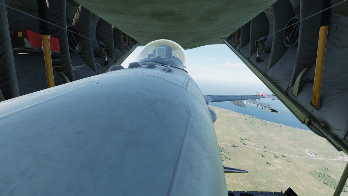 wasabi_3421's tweet image. C-130Jでフォトミッションやったけど友人が近すぎる
ピトー管刺さってるって
やっぱりこれは買って良かった👍
#DCSWorld